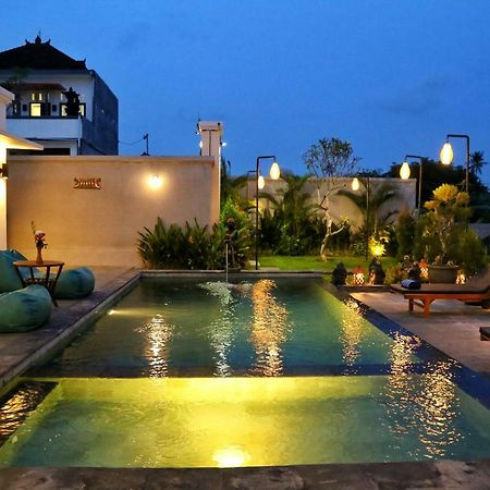 Villa Kubuku Kuta  Exterior photo