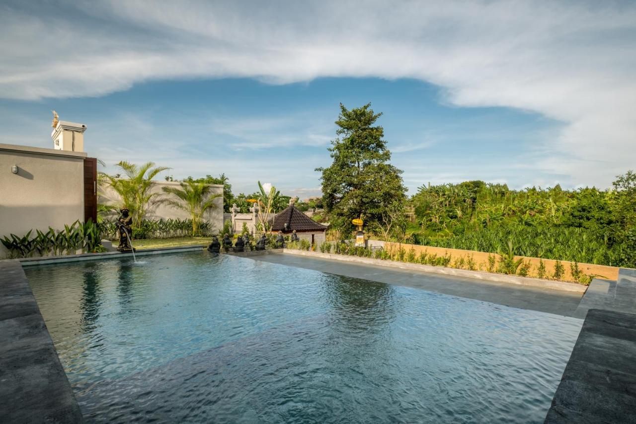 Villa Kubuku Kuta  Exterior photo