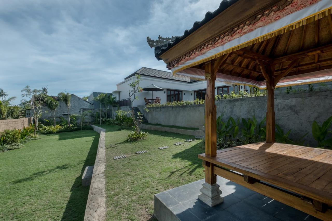 Villa Kubuku Kuta  Exterior photo