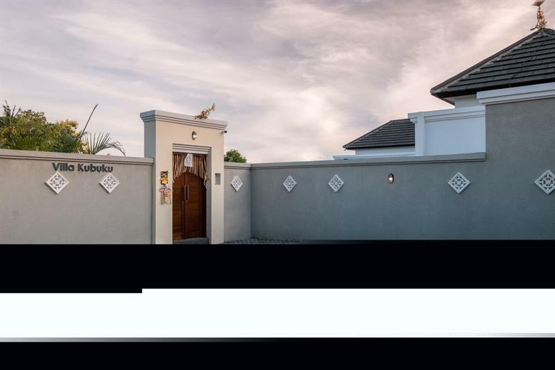 Villa Kubuku Kuta  Exterior photo